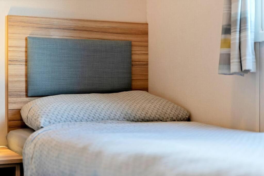 Tattershall Lakes: Sally'S Superior Stay Exterior photo